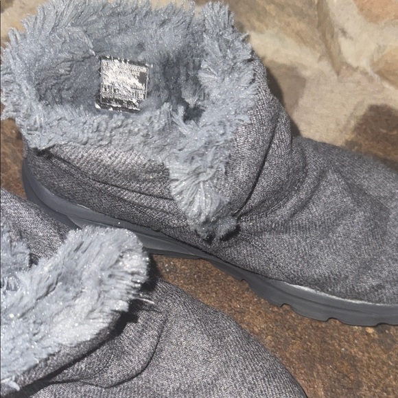 Skechers Gray Ankle Boots with Faux Fur - Picture 4 of 6